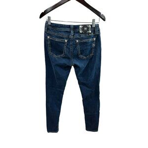 Miss Me Mid-Rise Skinny Jeans Size 27